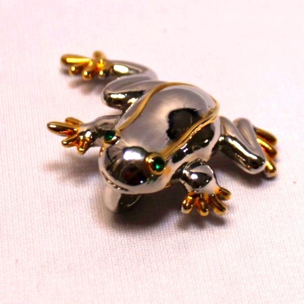 Silver and Gold Trimmed Frog Brooch with Green Eyes